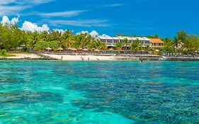 Le Peninsula Bay Beach Resort & Spa